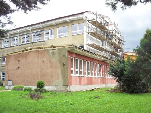 Strecha a zatepľovanie ZŠ s MŠ v Novej Ľubovni