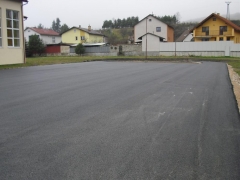 Fotografia: multifunkčné ihrisko v rámci projektu podpory aktivít v oblasti prevencie mládeže