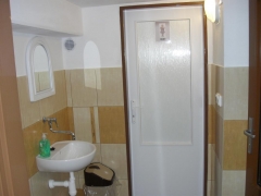 Toalety pre veriacich počas svätých omší – fotografia 8