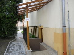 Toalety pre veriacich počas svätých omší – fotografia 1