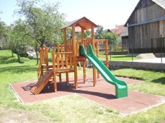 Fotografia: Detské ihrisko pri MŠ 1