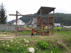 Fotografia: Detské ihriská ( vybudované svojpomocne )