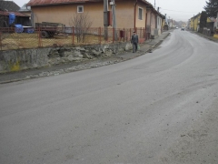 Fotografia: Chodníky v hornej časti obce pri ceste III. triedy