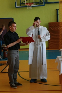 Fotografia: Evanjelizačný program pre birmovancov 25.4.2015