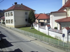 Fotografia: Krížová cesta a kostolná ohrada - stav pred zbúraním (apríl 2015)