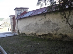 Fotografia: Krížová cesta a kostolná ohrada - stav pred zbúraním (apríl 2015)