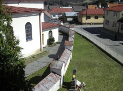 Fotografia: Krížová cesta a kostolná ohrada - stav pred zbúraním (apríl 2015)