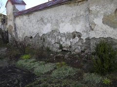 Fotografia: Krížová cesta a kostolná ohrada - stav pred zbúraním (apríl 2015)