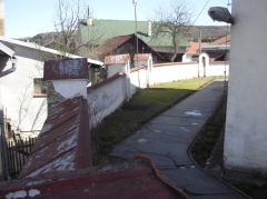 Fotografia: Krížová cesta a kostolná ohrada - stav pred zbúraním (apríl 2015)