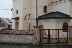 Fotografia: Krížová cesta a kostolná ohrada - stav pred zbúraním (apríl 2015)