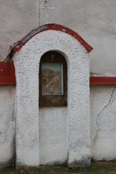 Fotografia: Krížová cesta a kostolná ohrada - stav pred zbúraním (apríl 2015)