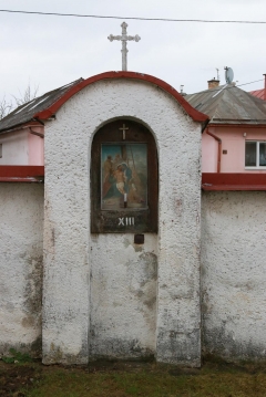 Fotografia: Krížová cesta a kostolná ohrada - stav pred zbúraním (apríl 2015)