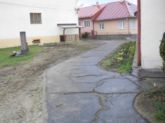 Fotografia: Zbúranie kostolnej ohrady (apríl 2015)