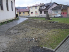 Fotografia: Zbúranie kostolnej ohrady (apríl 2015)