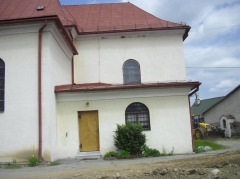 Fotografia: Práce na výstavbe múrového oplotenia okolo kostola - máj, jún 2015