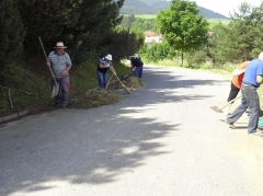 Fotografia: Brigáda v obci 18.6.2015