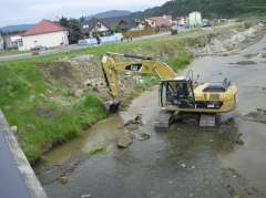 Fotografia: SĽ-NĽ-protipovodňová ochrana rieky Jakubianka