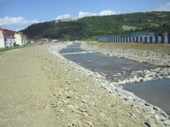 Fotografia: SĽ-NĽ-protipovodňová ochrana rieky Jakubianka