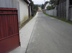Fotografia: Príprava jednosmernej ulice ku škole s vybudovaním chodníka