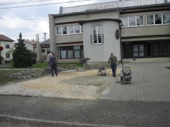 Úprava priestranstva pri Glóbuse