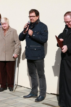Fotografia: Symbolické odovzdanie opravy múrového oplotenia pri kostole - 18.10.2015