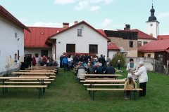 Fotografia: Symbolické odovzdanie opravy múrového oplotenia pri kostole - 18.10.2015