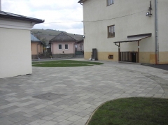 Fotografia: ukončenie opravy múrového oplotenia 10/2015