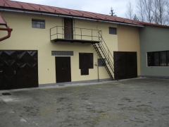 Oprava fasády a areálu - garáže - jeseň 2015