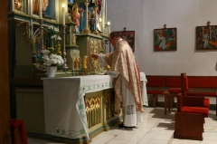 Fotografia: Obnovený bohostánok nášho chrámu