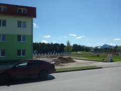 Fotografia: Obnova parkovísk pri bytovkách - zahájenie prác - apríl 2016