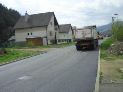 Fotografia: Nový živičný koberec IBV Jakubianka - apríl 2016