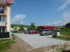 Fotografia: Ukončené práce na obnove parkovísk pri bytovkách