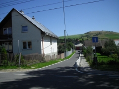JEDNOSMERNÁ  ULICA pri škole !!! – fotografia 2