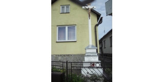 Fotografia: Oprava kríža - pamiatka veriacich z Ameriky