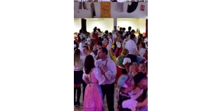 Fotografia: 8. ročník folklórnej krojovanej zábavy 25.11.2017