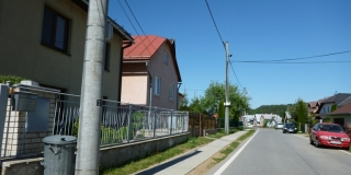 Fotografia: Chodník - školská ulica