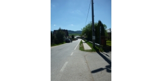 Fotografia: Chodník - školská ulica