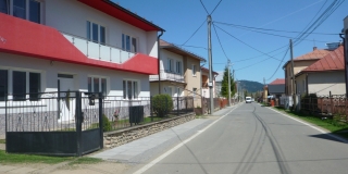 Fotografia: Chodník - školská ulica