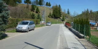 Fotografia: Chodník - školská ulica