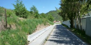 Fotografia: Chodník - školská ulica
