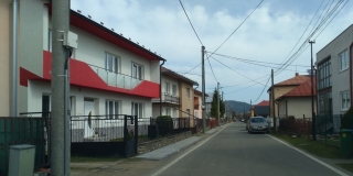 Fotografia: Chodník - školská ulica