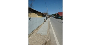 Fotografia: Chodník - školská ulica