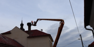 Fotografia: Rekonštrukcia bocianieho hniezda 8.3.2019