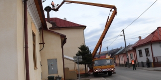 Fotografia: Rekonštrukcia bocianieho hniezda 8.3.2019