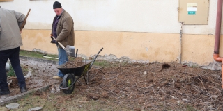 Fotografia: Rekonštrukcia bocianieho hniezda 8.3.2019