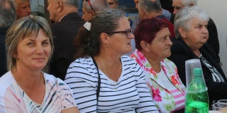 Fotografia: Stretnutie členov Ružencového bratstva na farskom dvore 8.9.2019