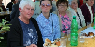 Fotografia: Stretnutie členov Ružencového bratstva na farskom dvore 8.9.2019