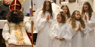 Fotografia: Sv. Mikuláš prišiel aj do Novej Ľubovne 6.12.2019