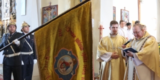 Fotografia: Požehnanie obnovenej hasičskej zástavy 9.2.2020