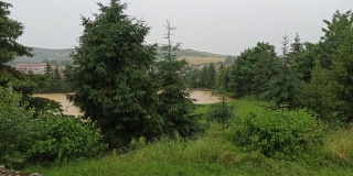 Fotografia: Mimoriadna situácia - Zaplavenie cesty, Domu nádeje, ihriska, vyliatie kanálu 30.06.2021, 01.07.2021